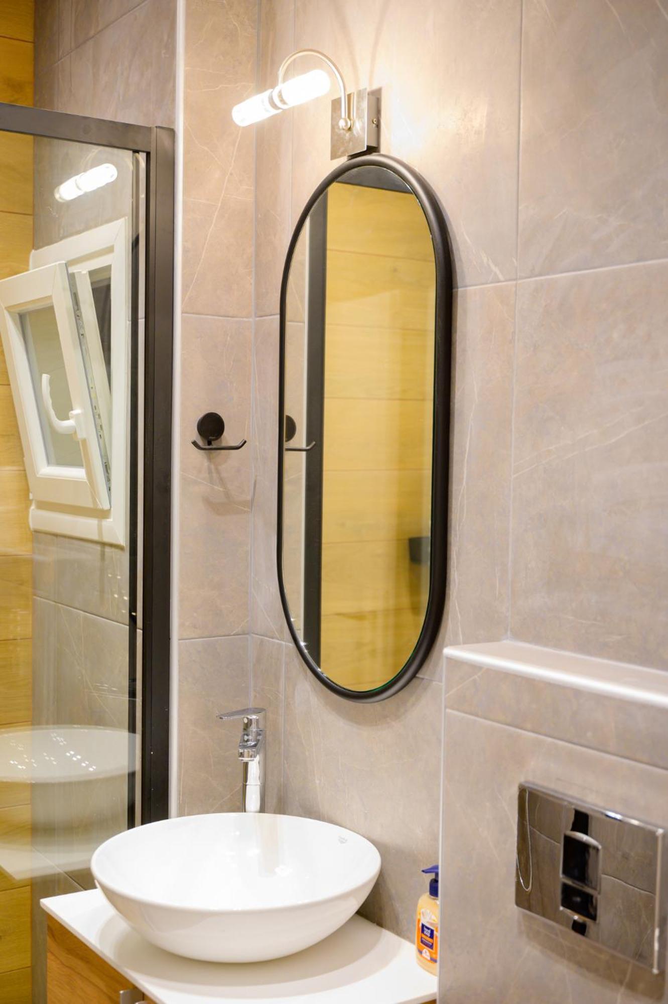 New Modern 2Nd Floor Apartment Tesalonika Bagian luar foto