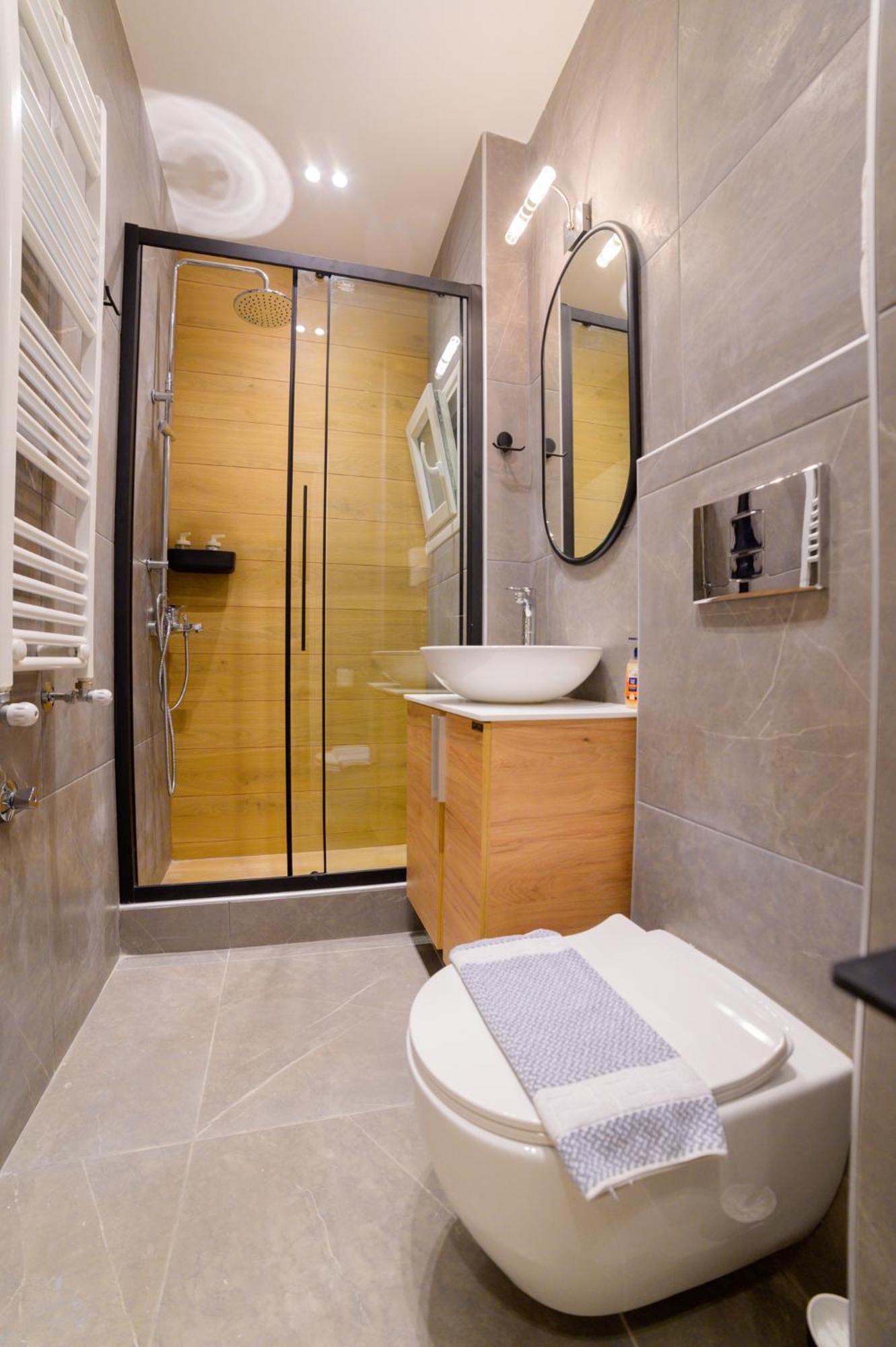 New Modern 2Nd Floor Apartment Tesalonika Bagian luar foto